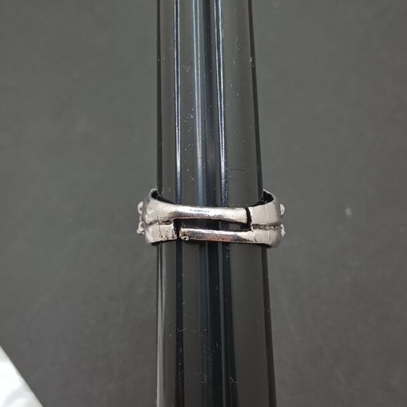 LARGE Silver silver sugar skull ring - Picture 5 of 9